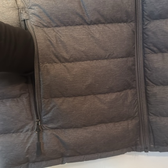 NWT 32 DEGREES MEN’S VEST DOWN/ FEATHERS SIZE M - Picture 6 of 8